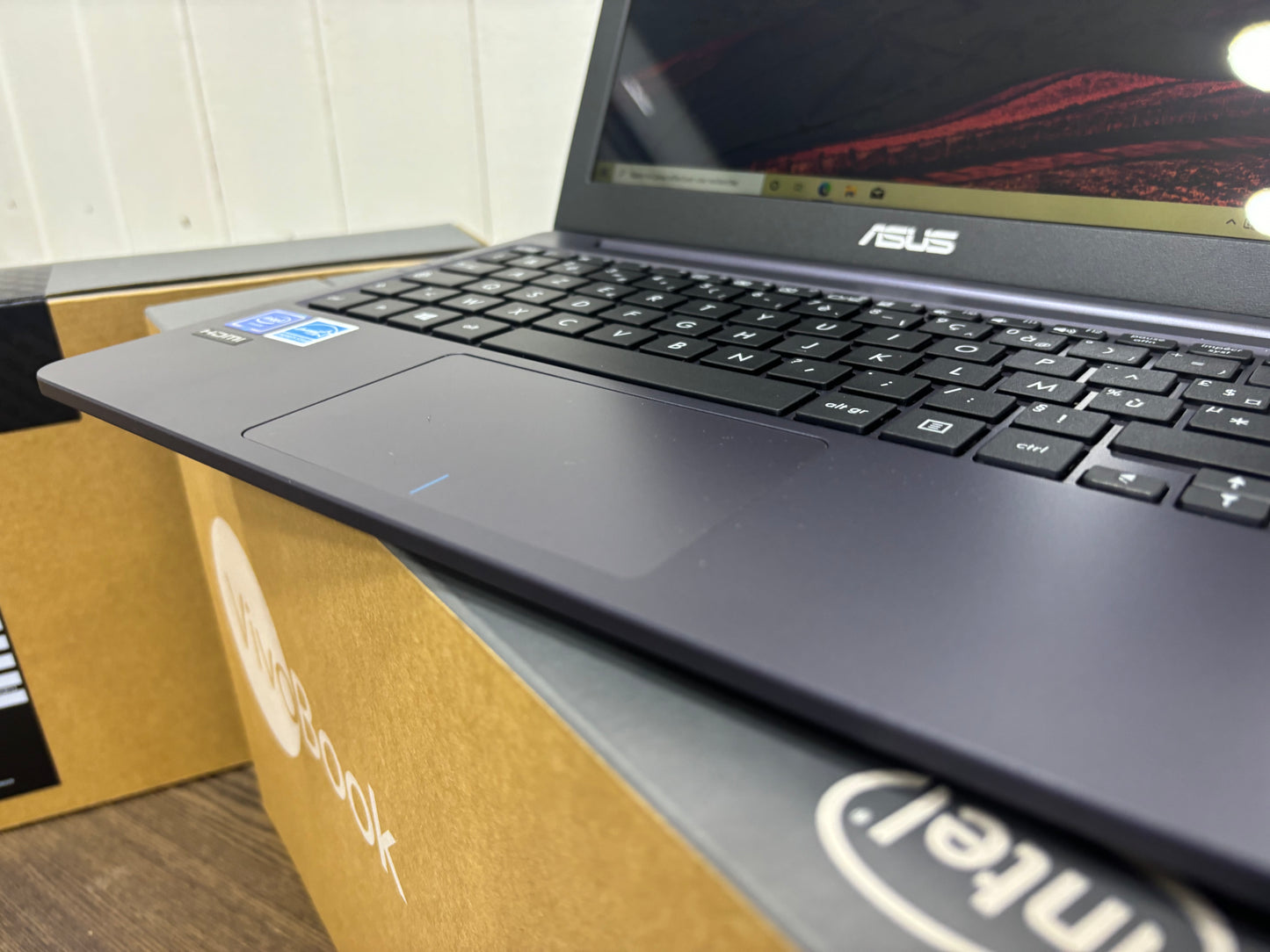 Pc Portable Asus E203NA-FD110T N3350 - 4 Gb - 128 Gb Ssd - 11.6"